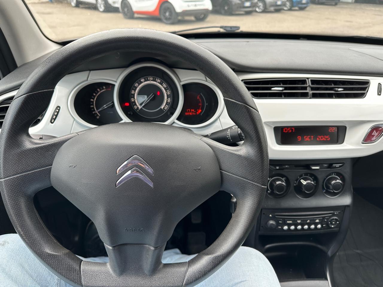 Citroen C3 1.0 pure tech 68 cv live