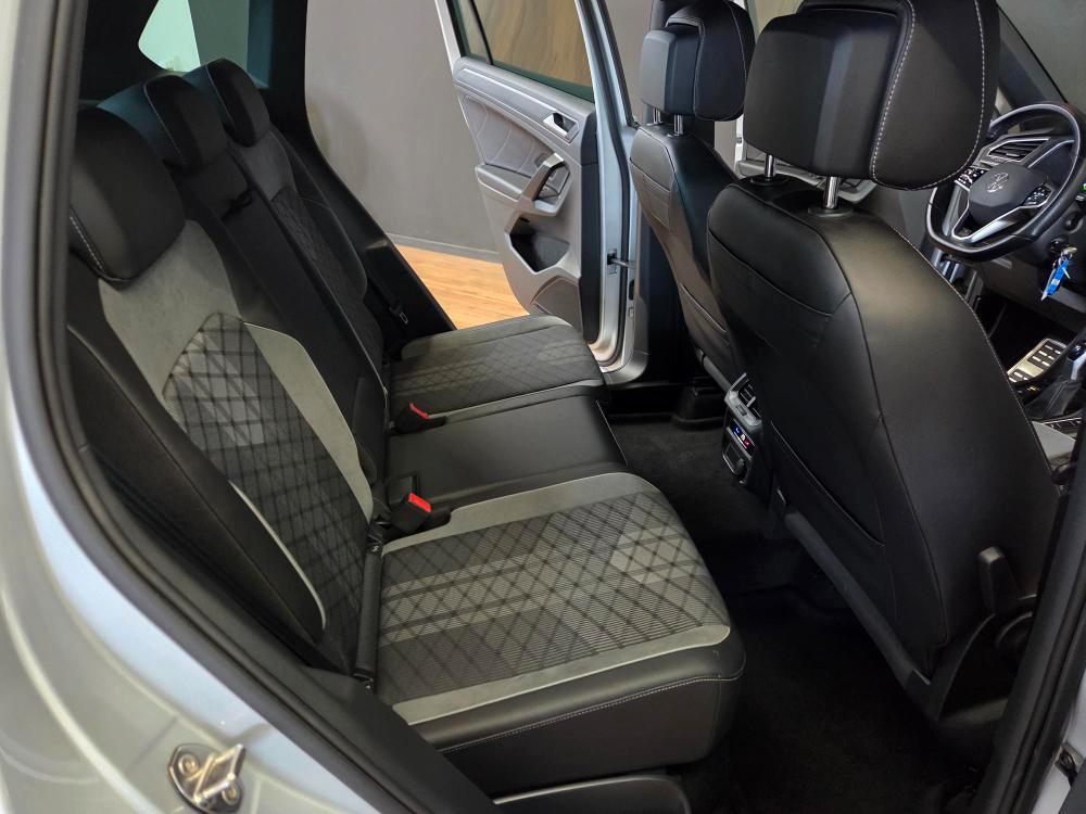 Volkswagen Tiguan 2.0 tdi R-Line 150cv dsg