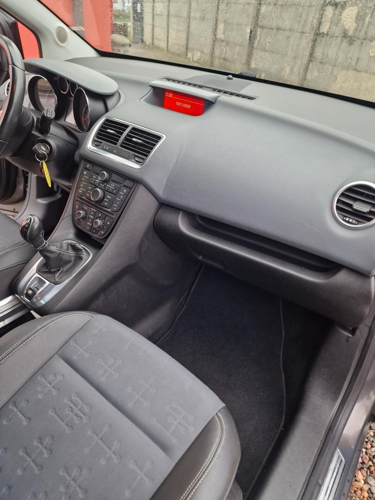 Opel Meriva 1.3 CDTI 95CV ecoFLEX Cosmo