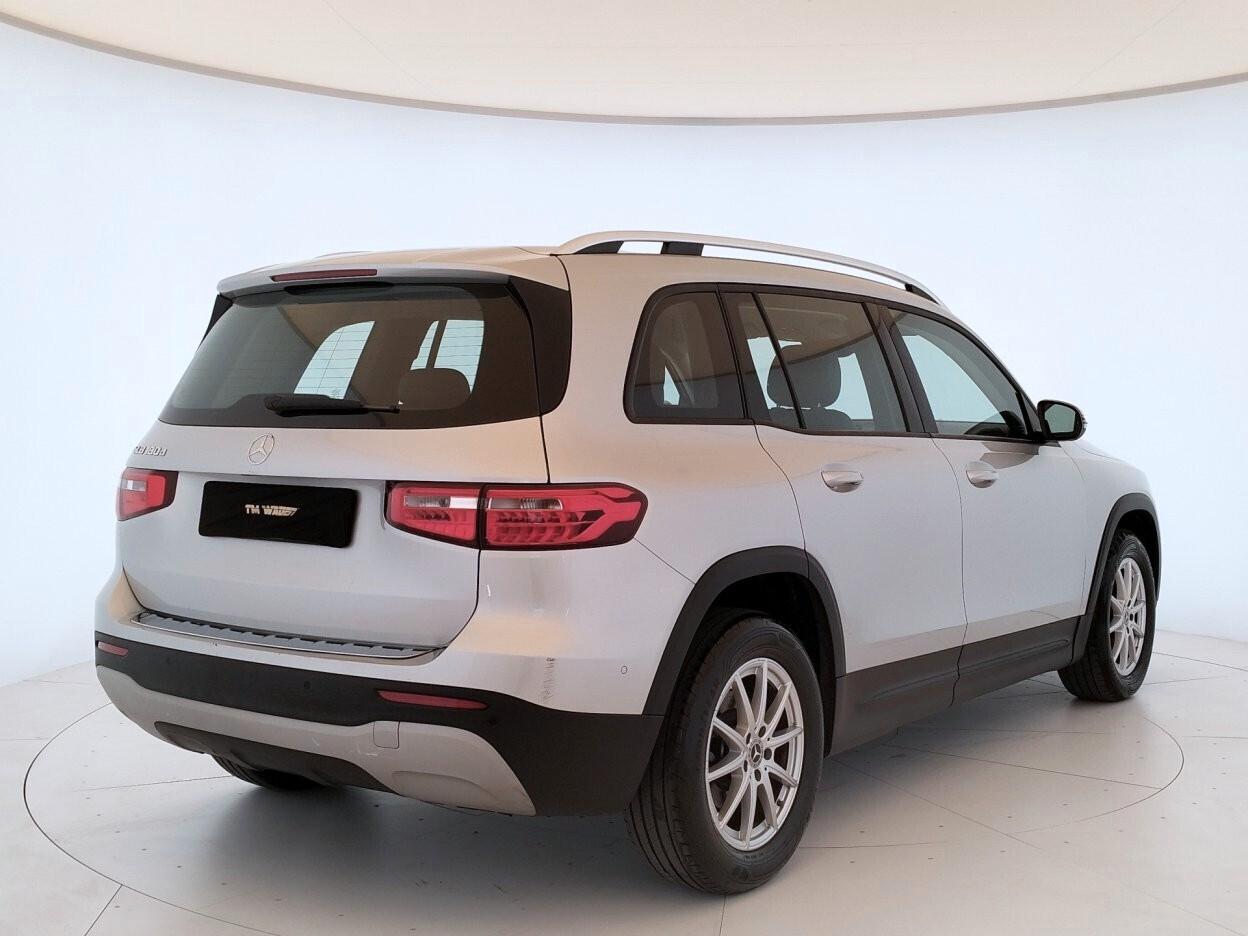 MERCEDES BENZ GLB 180d Business auto - IVA ESPOSTA