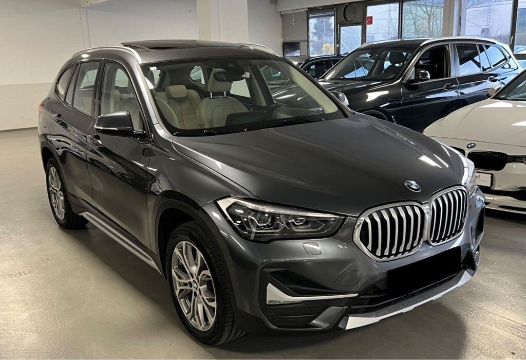 BMW X1 1.8 D VARI COLORI ACCESSORI AZIENDALI