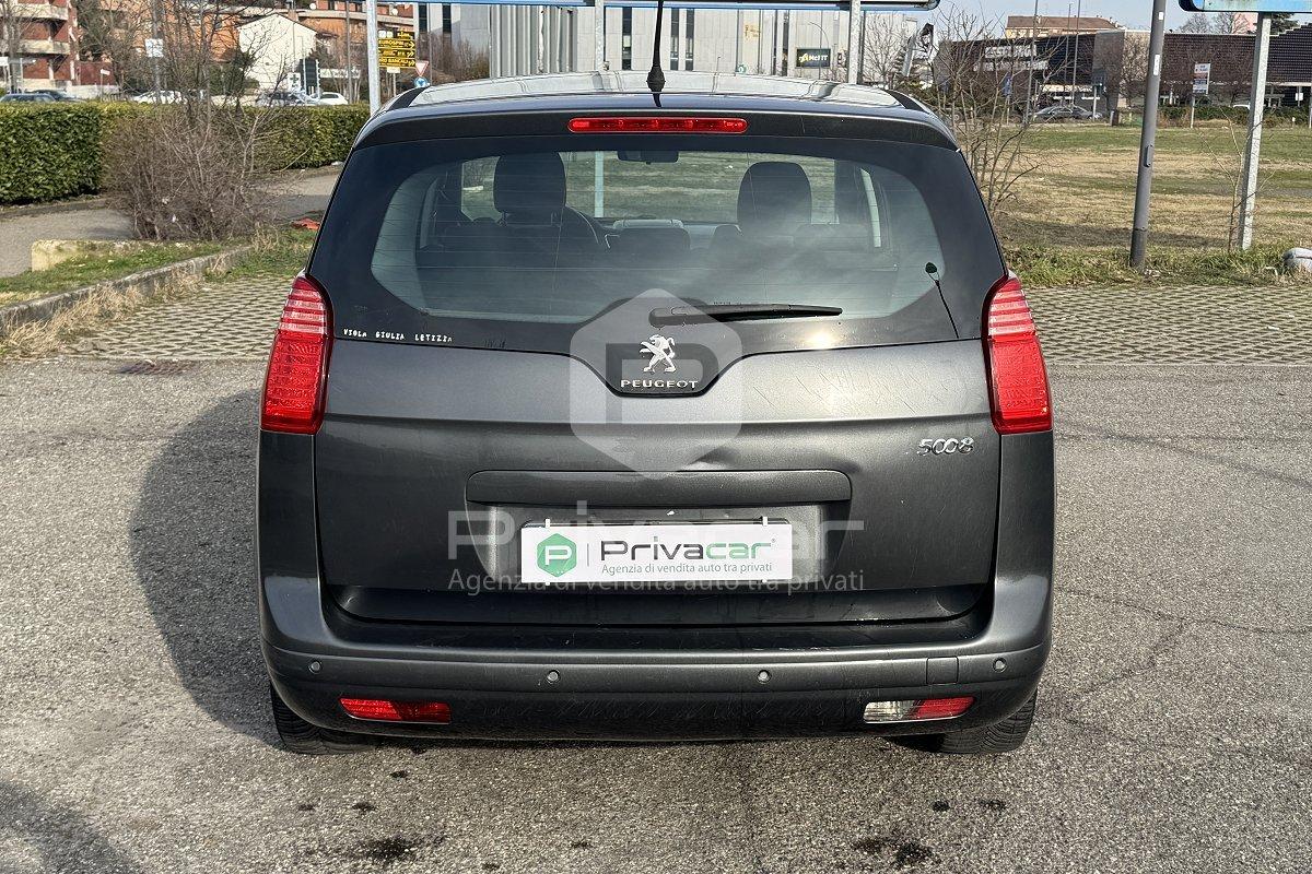 PEUGEOT 5008 1.6 HDi 115CV Business