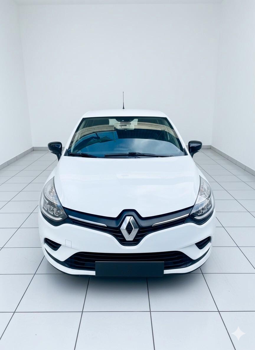 Renault Clio dCi 8V 90 CV 5 porte Moschino Life