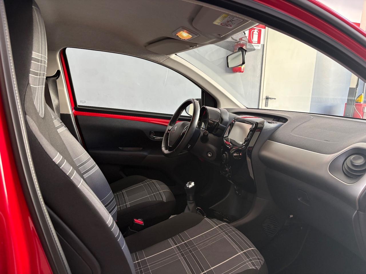 Peugeot 108 VTi 68 5 porte Allure TOP!