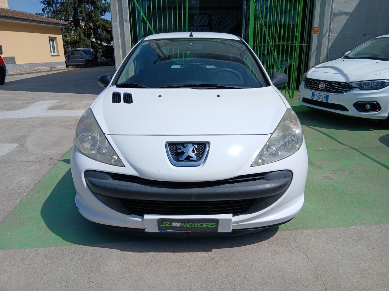 PEUGEOT 206+ AUTOCARRO