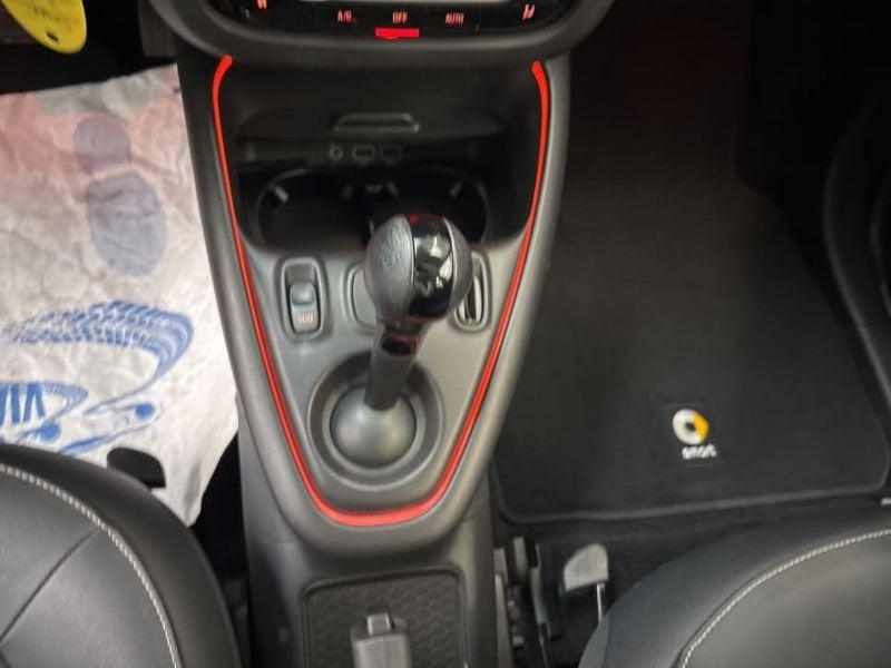 smart forfour EQ RACINGREY 22KW