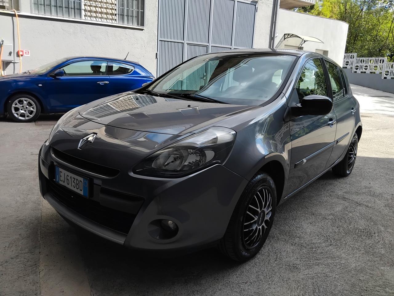 Renault Clio 1.2 benzina garanzia