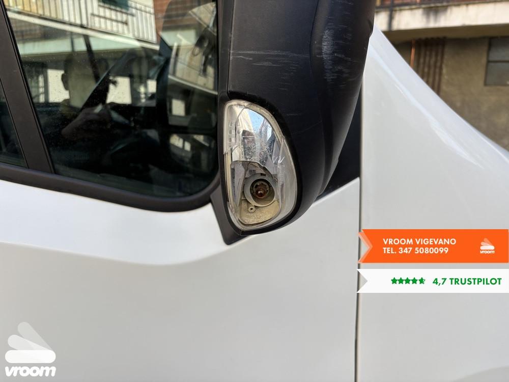 RENAULT Master 5ª serie Master T33 2.3 dCi/125...