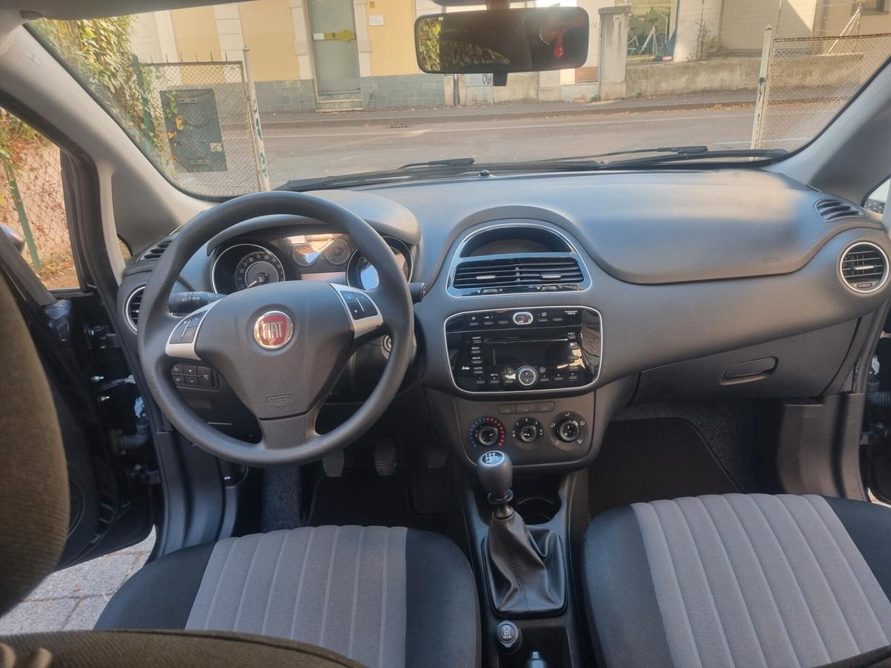 Fiat Punto 1.2 8V 5 porte anno2018 1propr. neopat