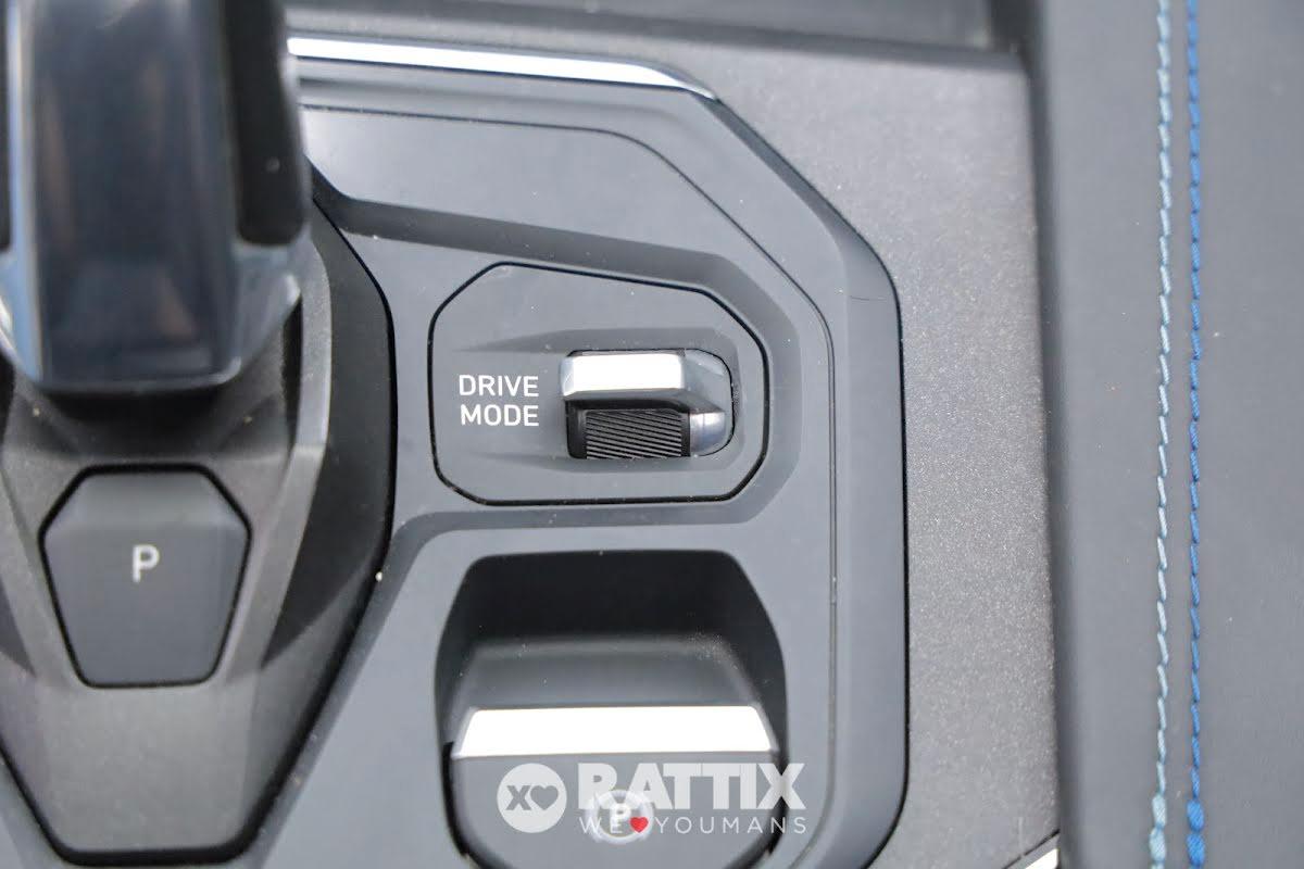 Lynk & Co 01 1.5 td phev + tetto apribile
