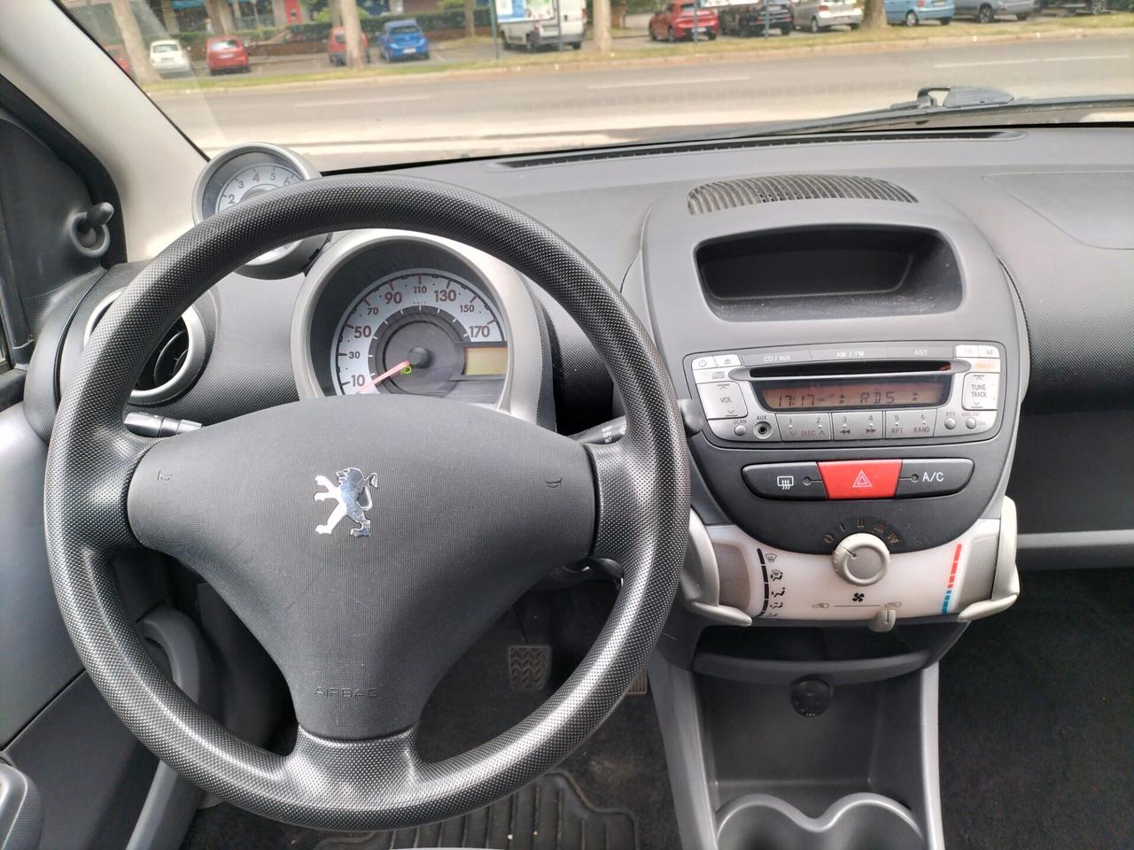 Peugeot 107 - AUTOMATICA TENUTA BENISSIMO