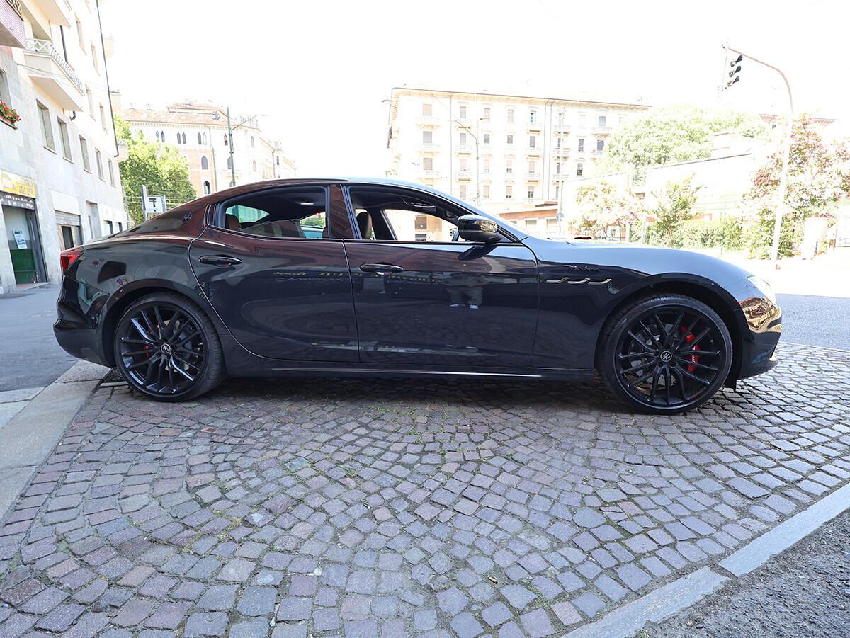 Maserati Ghibli Modena S Q4 3.0 V6 430 cv