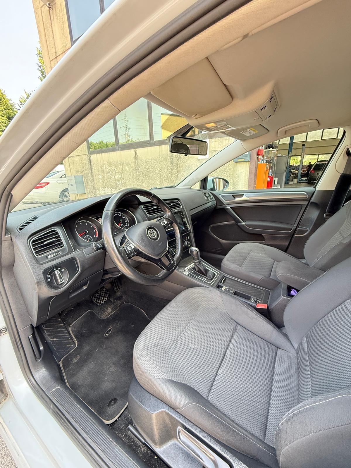 Volkswagen Golf 1.4 TGI 5p. Trendline BlueMotion