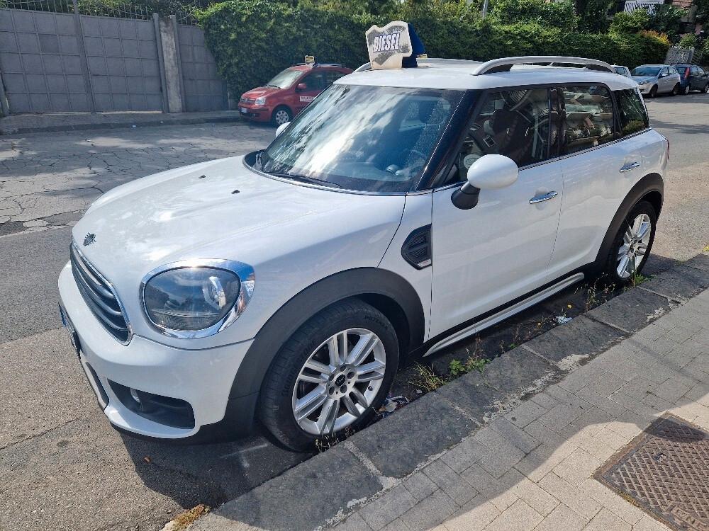 Mini Cooper D Countryman 2.0 Business Automatica