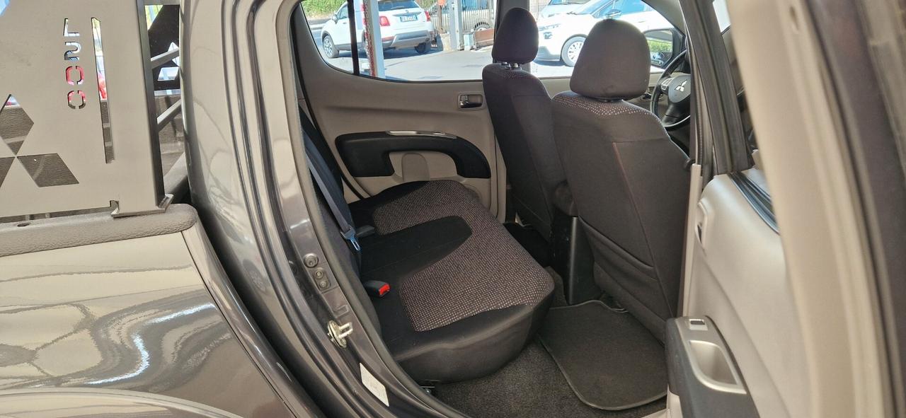 Mitsubishi L200 2.5 DI-D 136cv Doppia Cabina INVITE