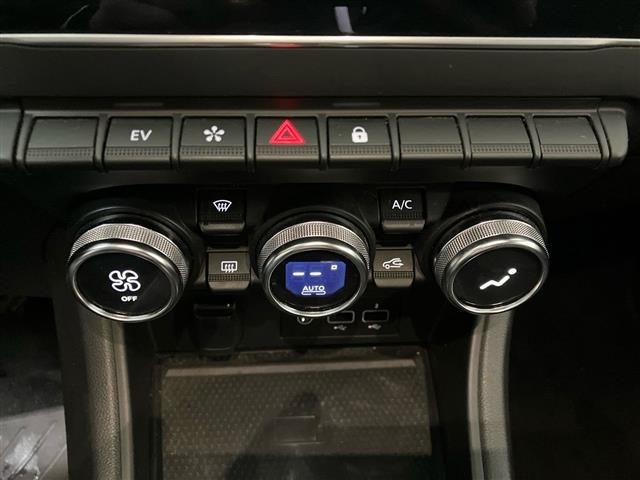 RENAULT Captur 1.6 E-Tech hybrid Techno Fast Track 145cv auto