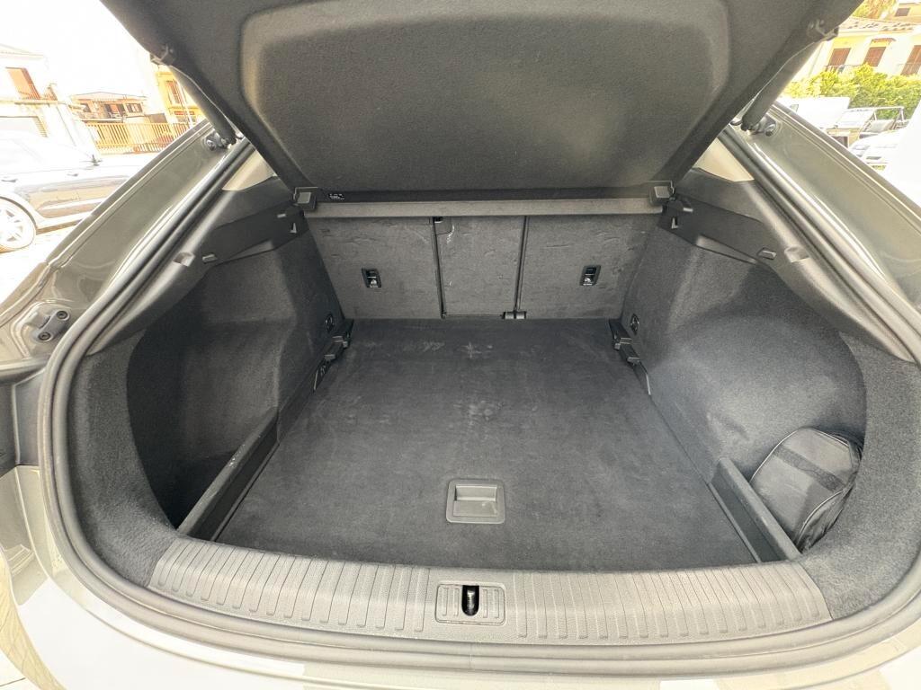 Audi Q3 35 TFSI 150cv Business Advanced