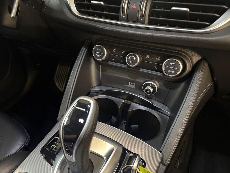 Alfa Romeo Stelvio 2.2 t Veloce Q4 210cv auto