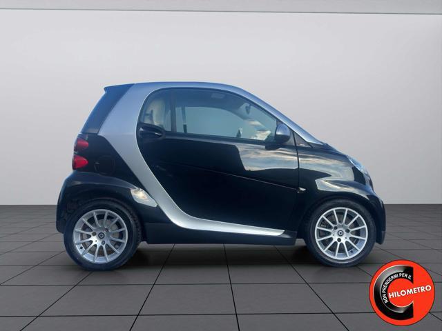 SMART ForTwo 1000 52 kW-TETTO PANORAMICO-OTTIME CONDIZIONI-