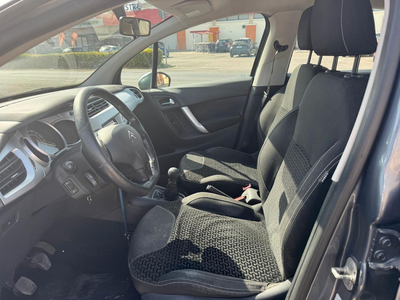 Citroen C3 - 1.4 benzina - 2010