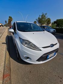 Ford Fiesta 1.4 5P. BzGPL Titanium 2010