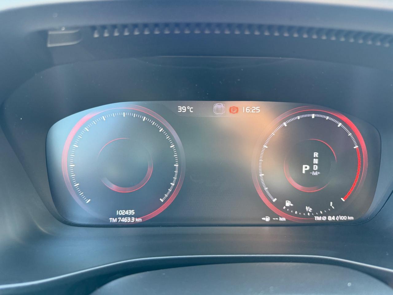 Volvo XC40 T4 Geartronic R-design 190CV PERLATO