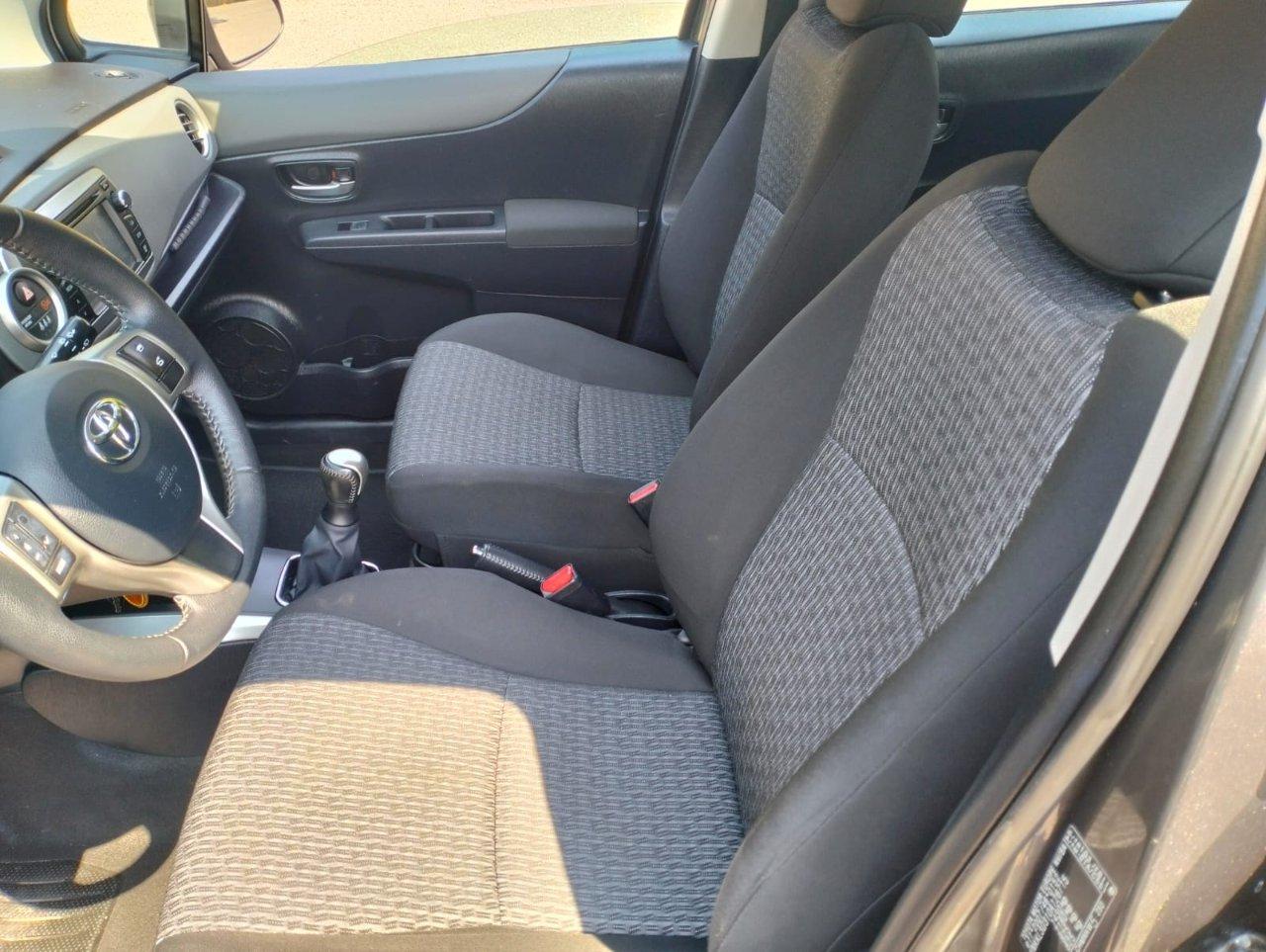 Toyota Yaris 5 Porte Yaris 5p 1.0 Lounge c/CL
