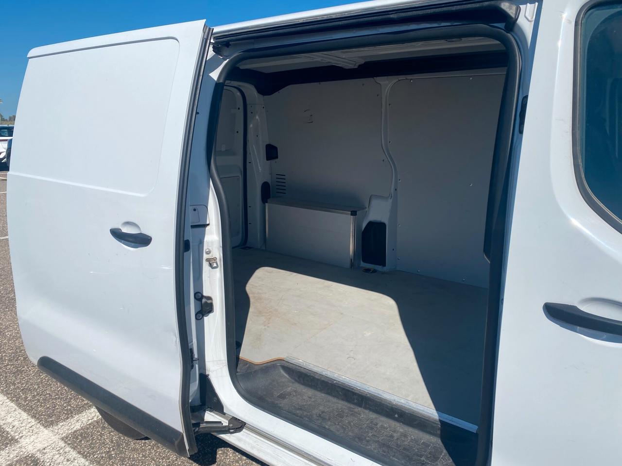 FIAT Scudo 1.5 BlueHDi 120CV Cargo Business