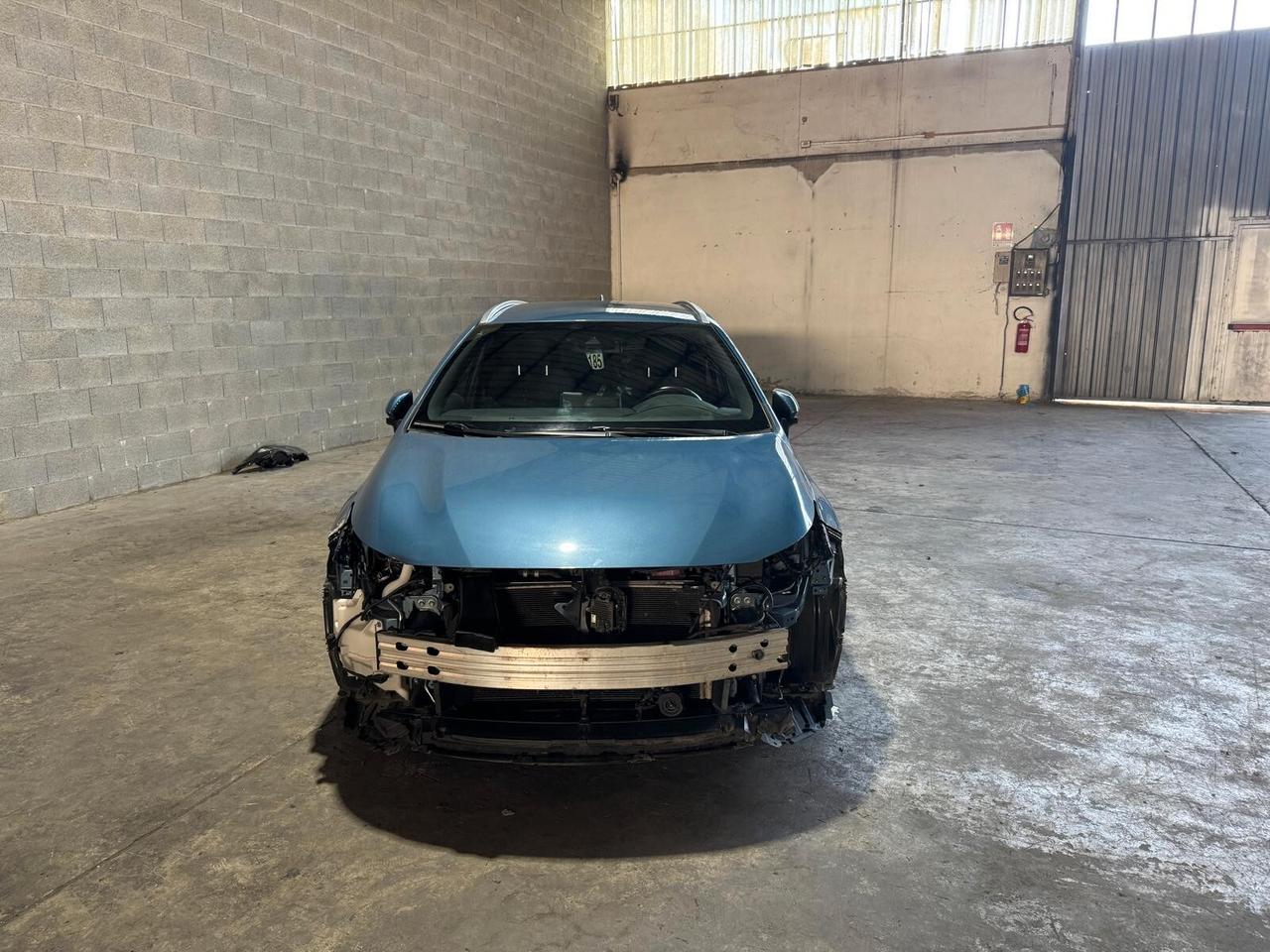 Toyota Corolla Touring Sports 1.8h cvt START INCIDENTATA