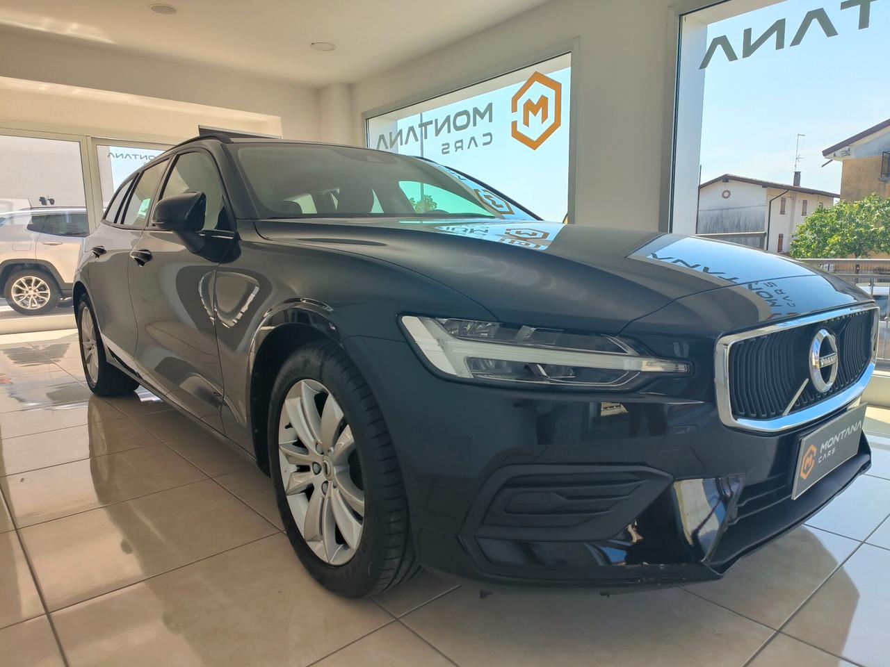 Volvo V60 B4 (d) Geartronic Momentum Business