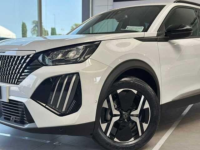 Peugeot 2008 PureTech 100 S&S Allure Km Zero