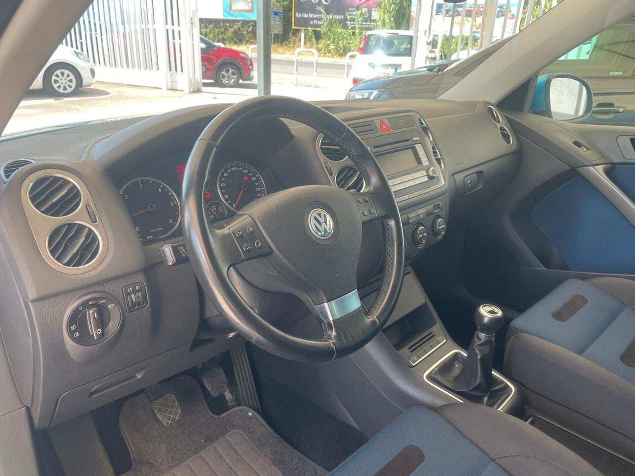 Volkswagen Tiguan 2.0 16V TDI DPF Sport & Style (18°)