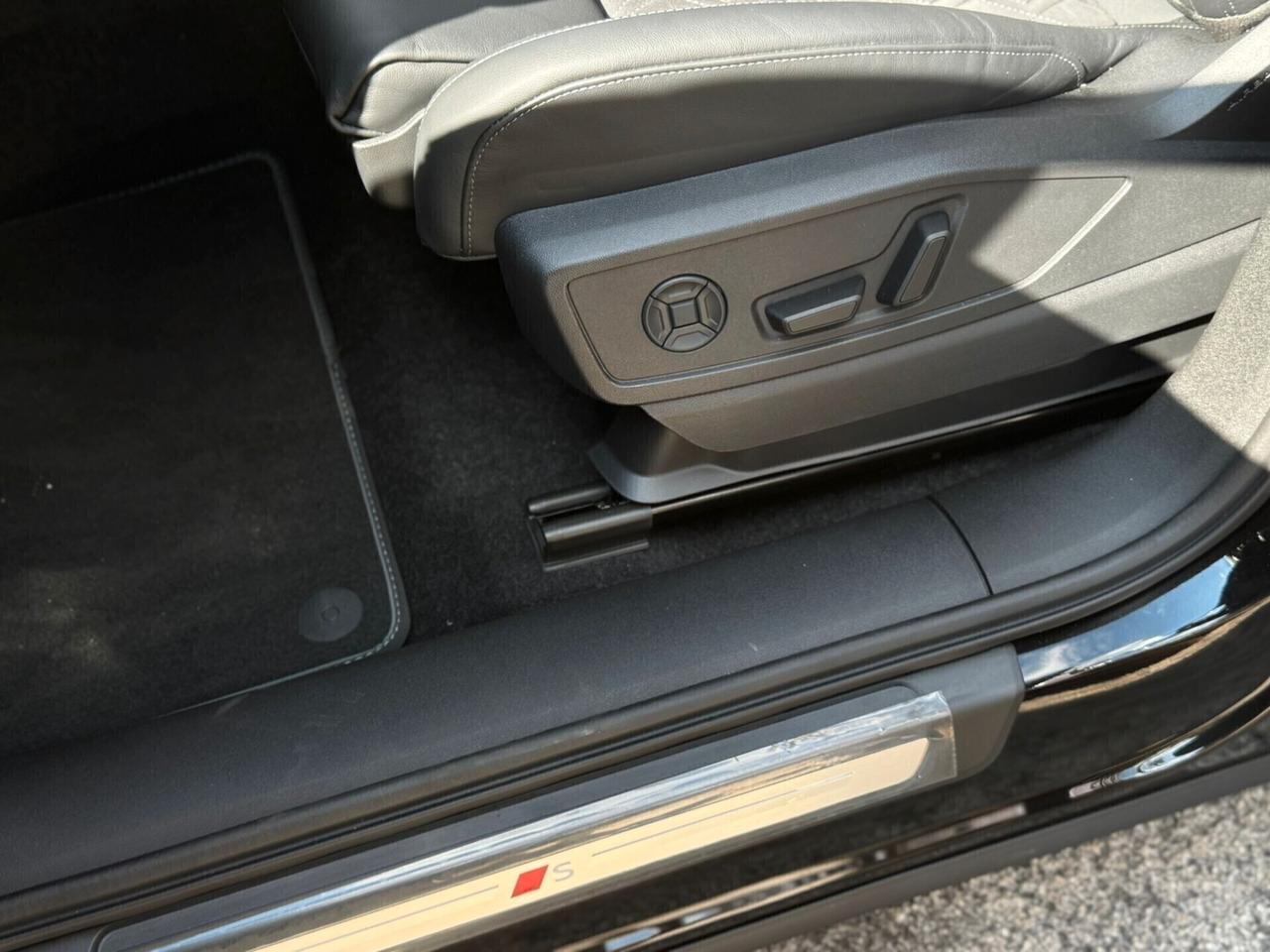 Audi Q5 SPB 40 TDI 204 CV quattro S tronic Identity Black