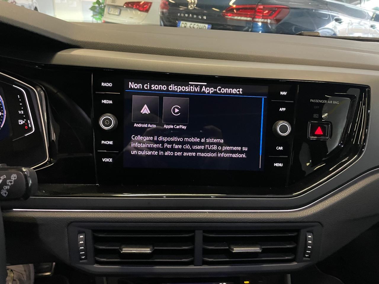 Volkswagen Taigo 1.0 TSI 115 CV DSG R-Line Navy Telec. 18Misano