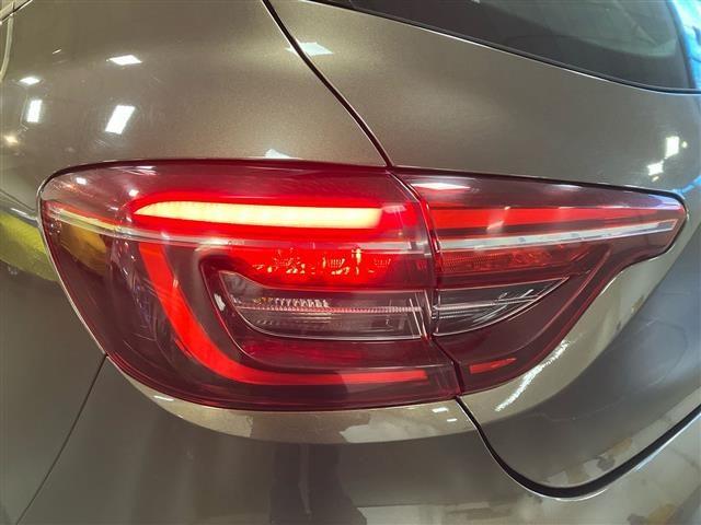 RENAULT Clio 1.0 tce Life 90cv my21