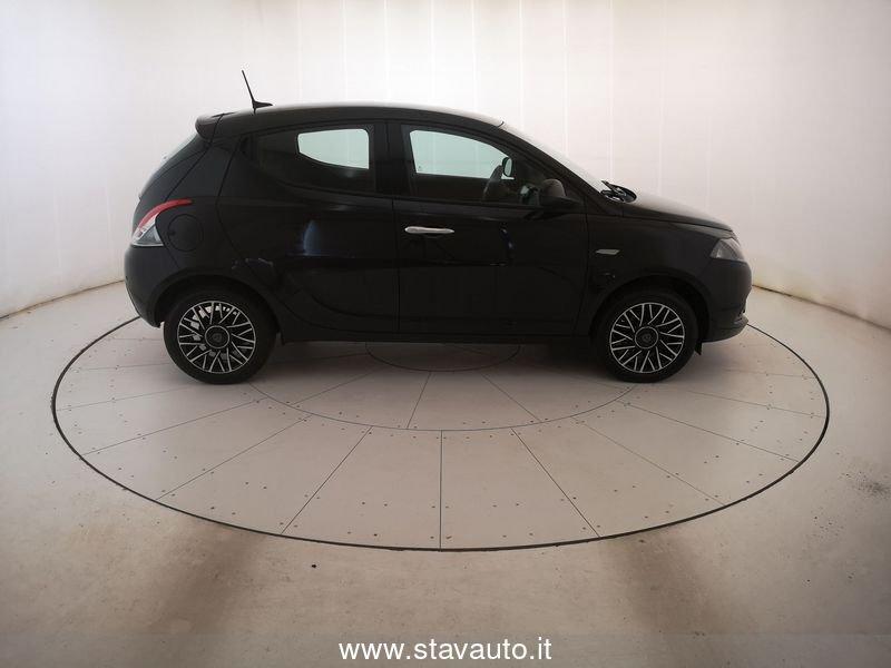 Lancia Ypsilon MY24 1.0 PLA