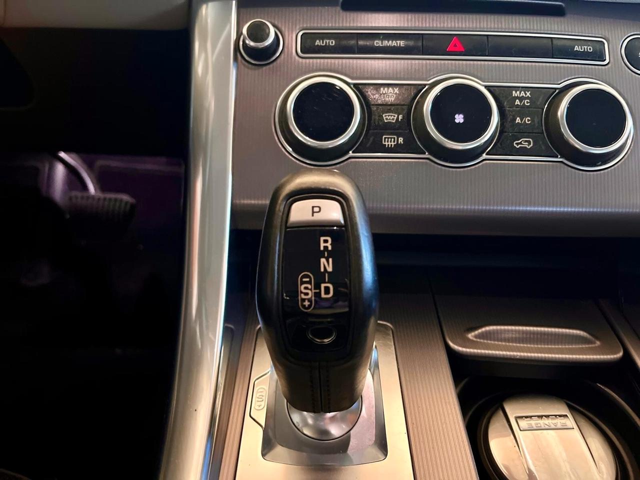 Land Rover Range Sport 3.0 TDV6 HSE DYNAMIC