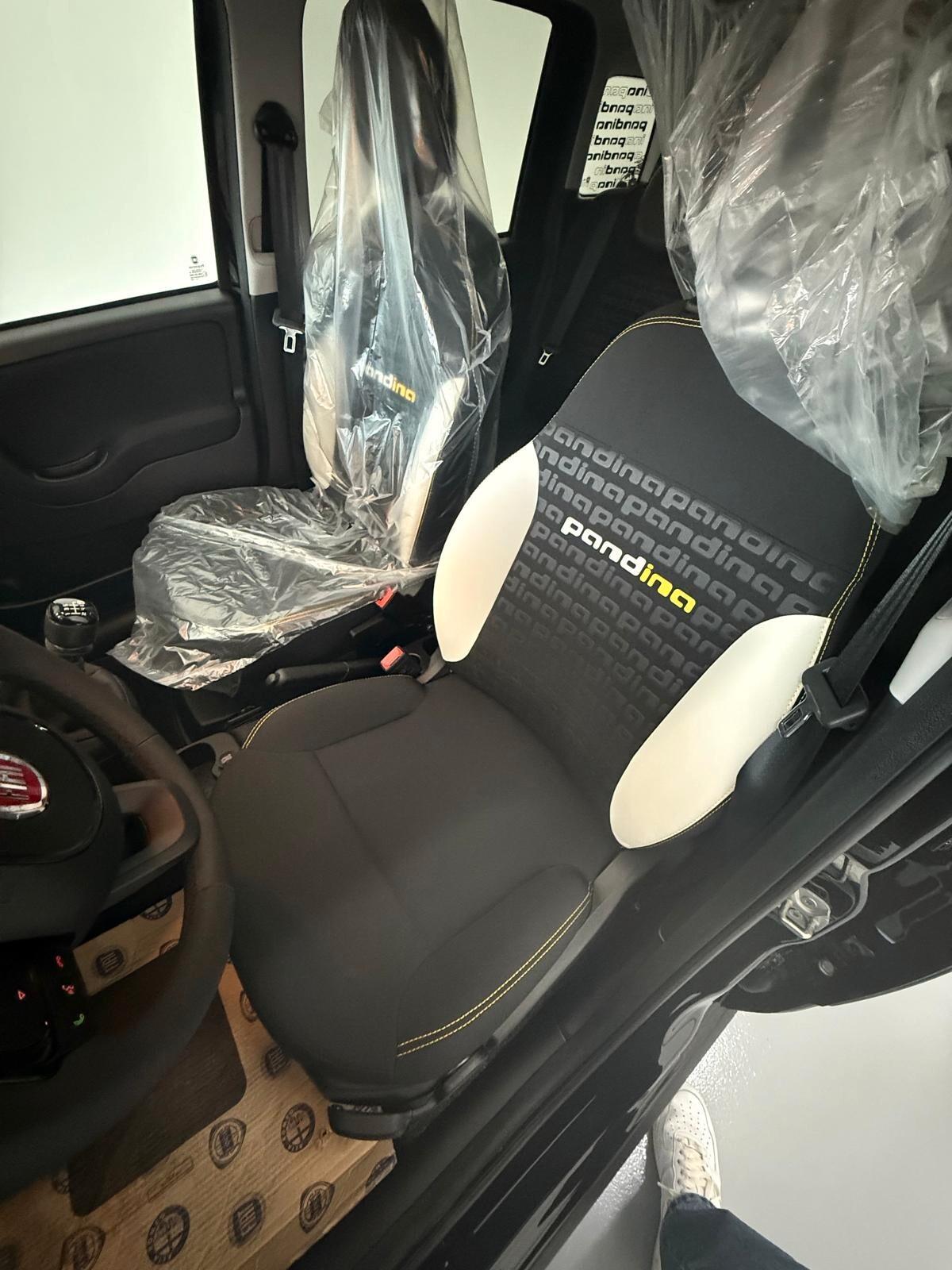 Fiat Panda 1.0 FireFly S&S Hybrid Pandina