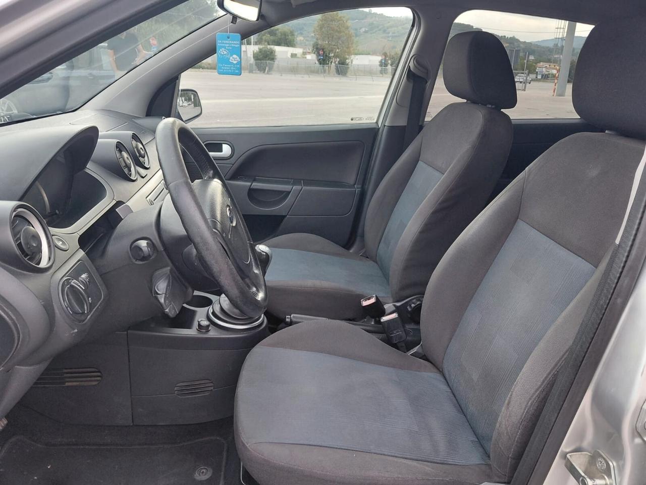 Ford Fiesta 1.4 TDCi 5p. Tecno
