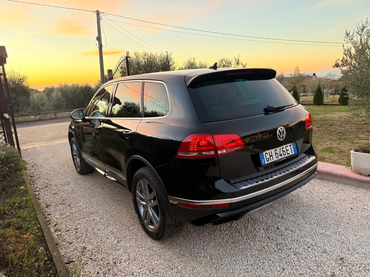 Volkswagen Touareg 3.0 TDI 262 CV tiptronic BlueMotion Sport R line