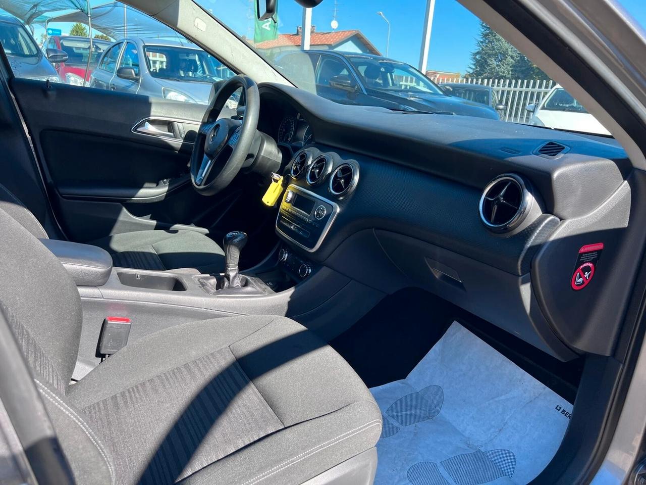 Mercedes-benz A 180 CDI BlueEFFICIENCY Premium