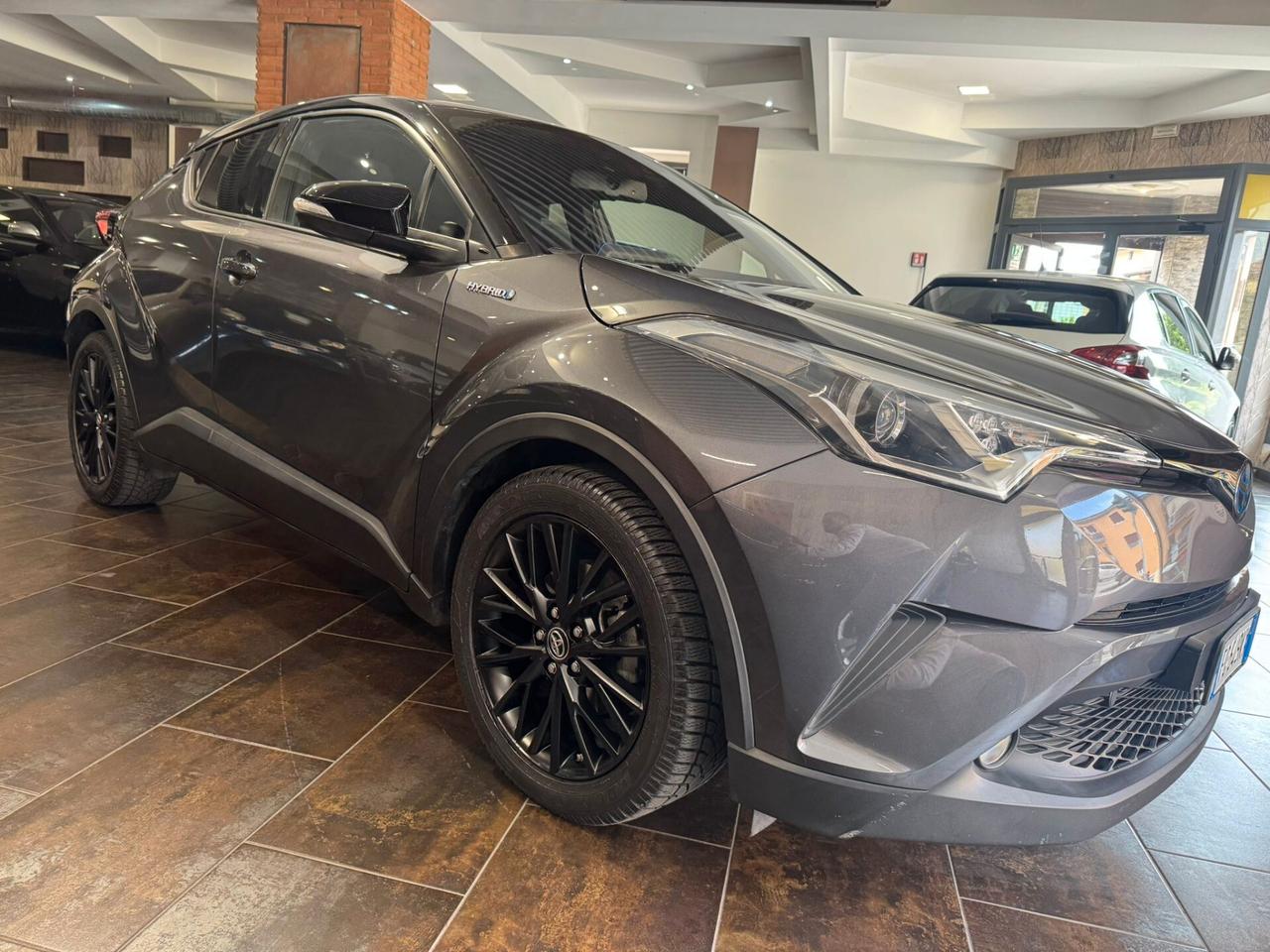 Toyota C-HR 1.8 Hybrid E-CVT Style