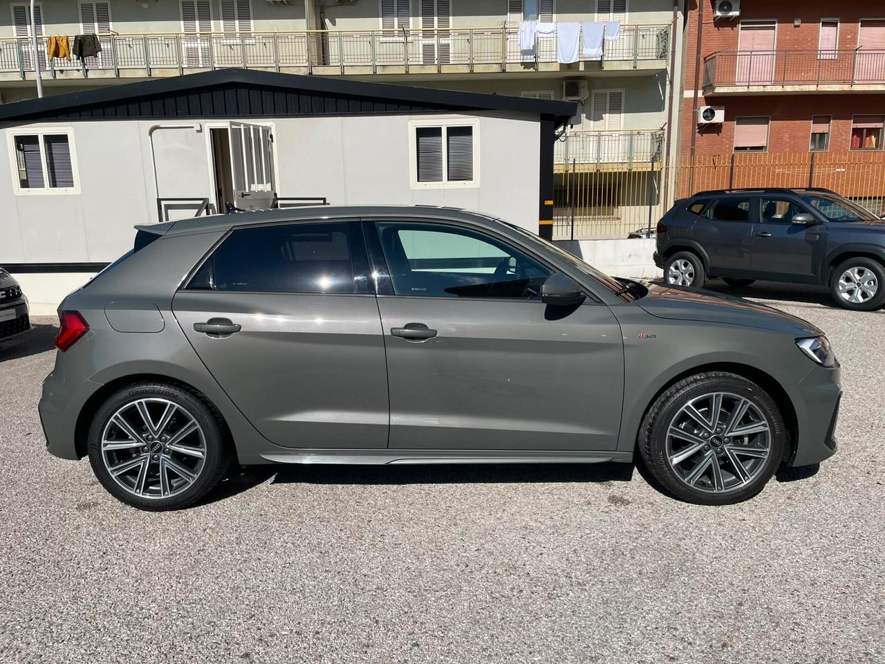 Audi A1 Sportback 1.0 TFSI Stronic S line edition 110 cv
