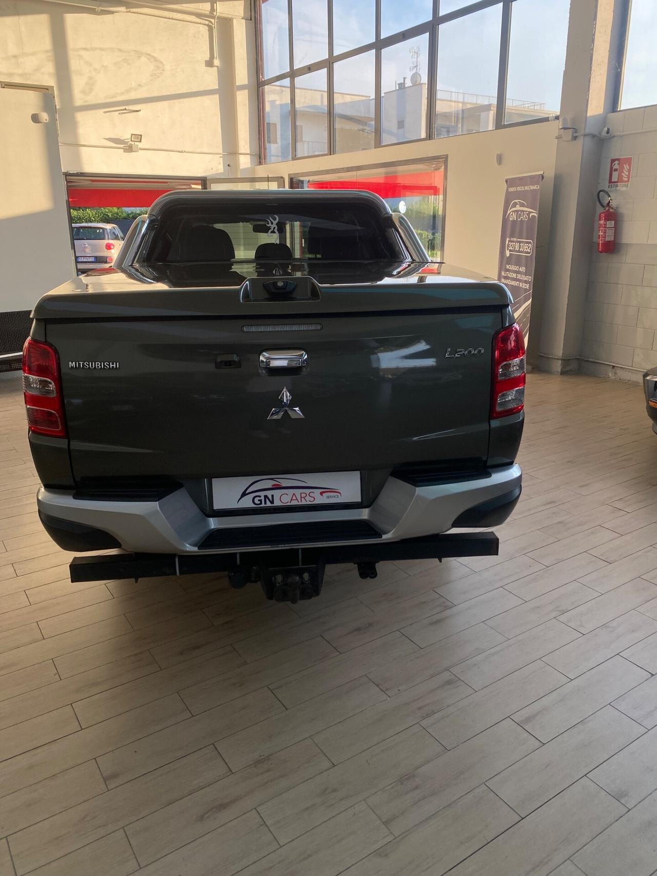 Mitsubishi L200 Doppia cabina 2.4 DI-D 4WD Intense