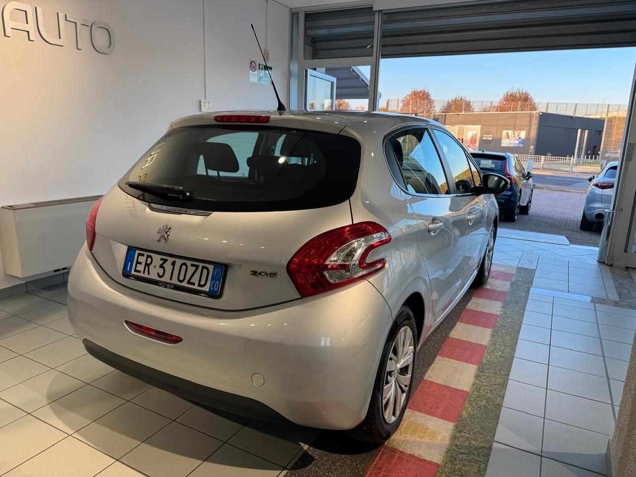 Peugeot 208 1.2 VTi 82 CV 5 porte Active