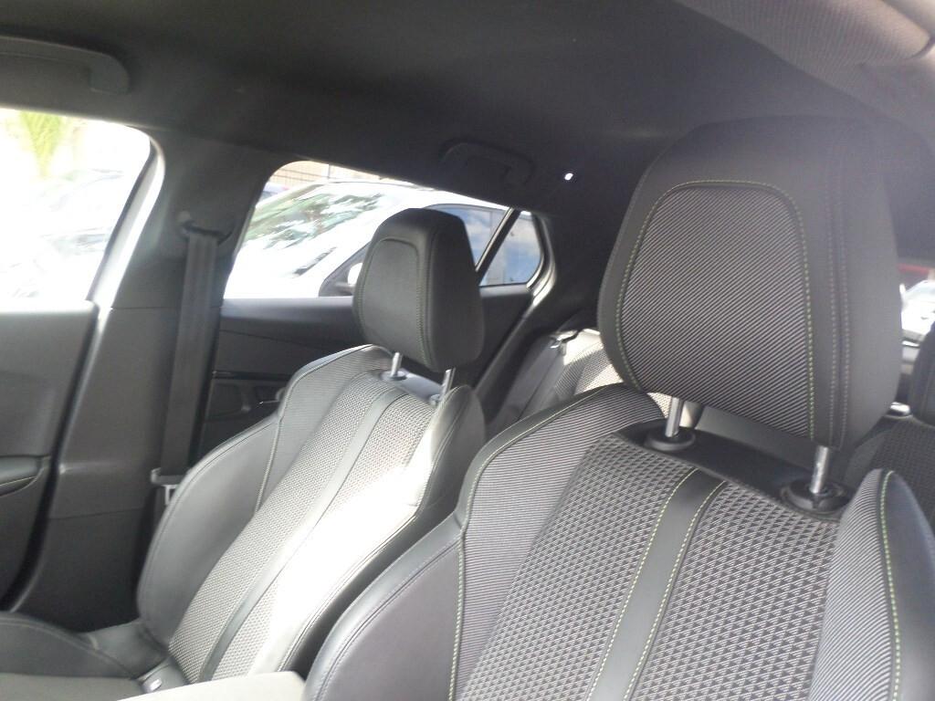 Peugeot 2008 BlueHDi 130 S&S EAT8 GT Line