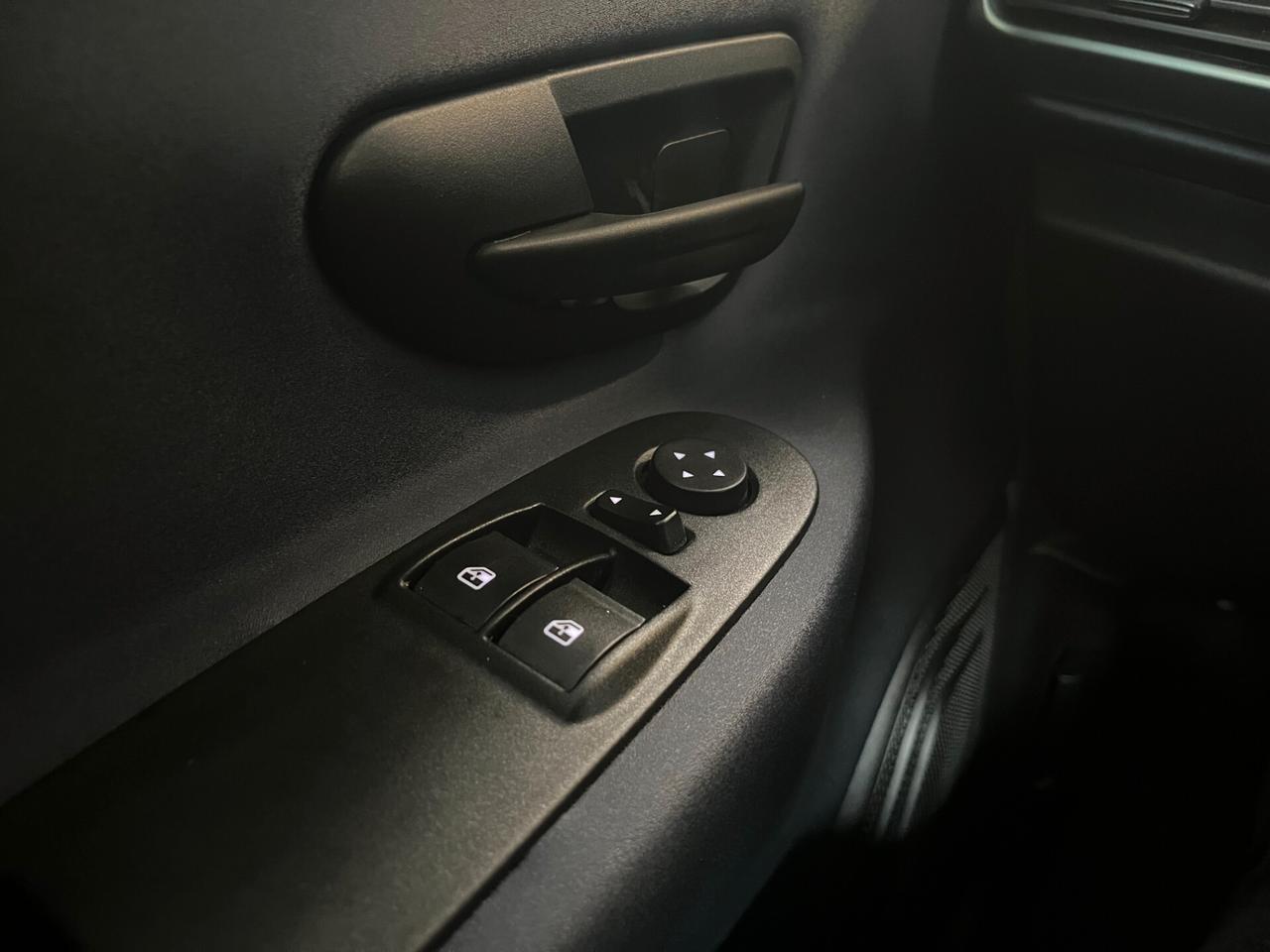 Lancia Ypsilon 1.0cc HYBRID GOLD PLUS - PREZZO REALE!