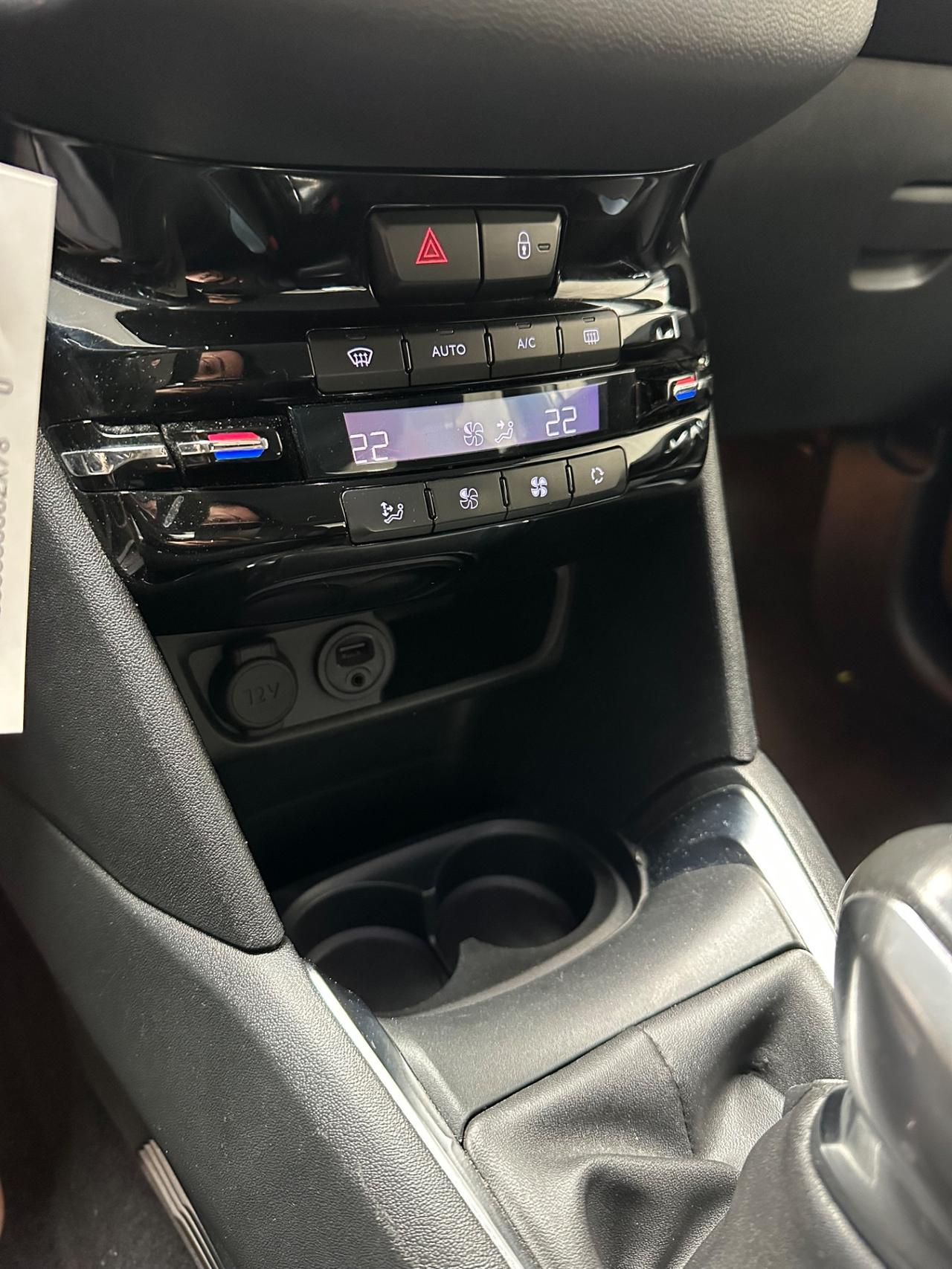 Peugeot 208 1.2 benzina 5 porte Allure