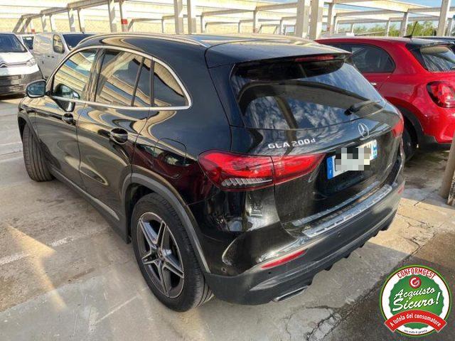 MERCEDES-BENZ GLA 200 d Auto Premium AMG *PACK LUCI*PELLE