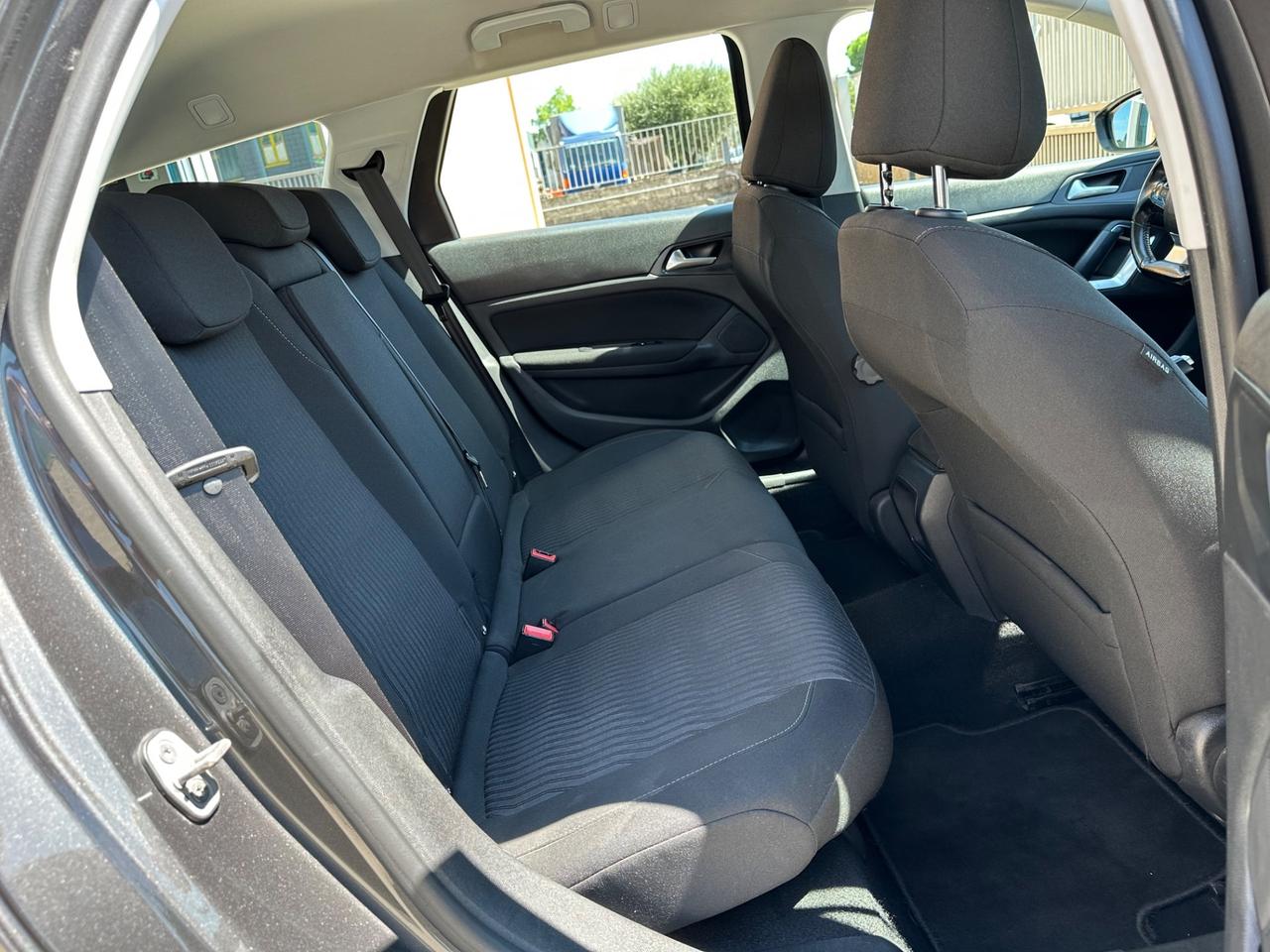 Peugeot 308 BlueHDi 120 S&S EAT6 SW Allure